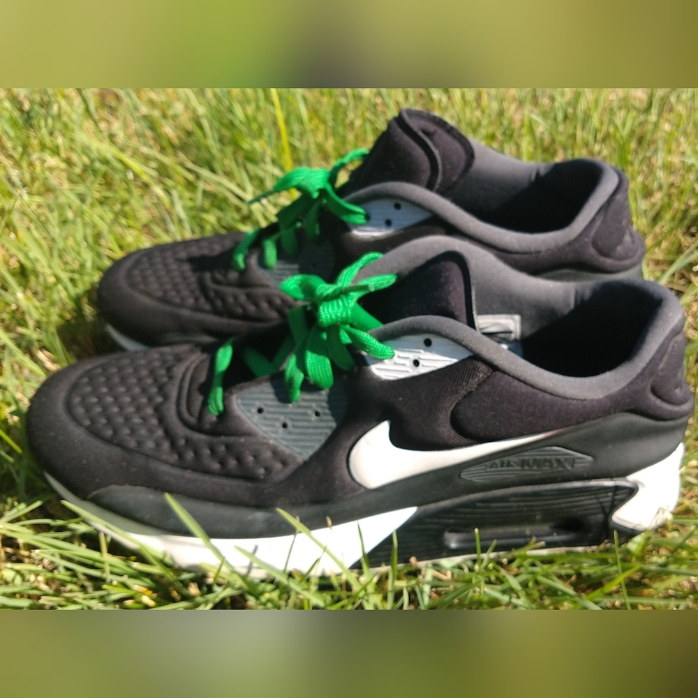 Nike Air Max 90 men's size 13 Black White Green